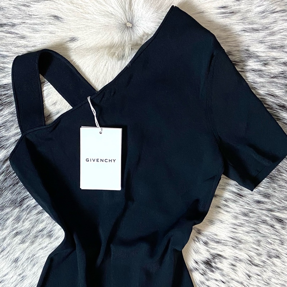 GIVENCHY ONE SHOULDER BASKET WEAVE BACK STRETCH KNIT TOP, SZ S/M BLACK